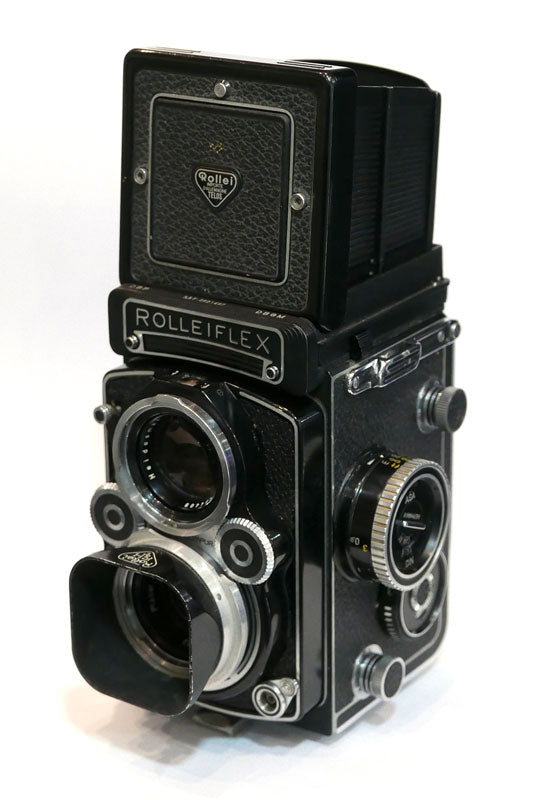 Rollei 3.5 F révisé + bouchon avant + parasoleil...
