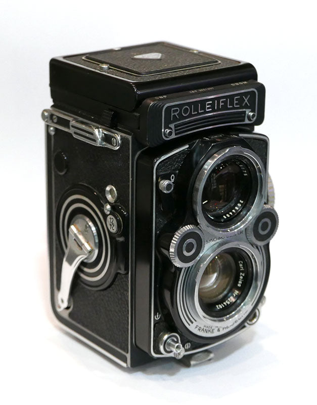 Rollei 3.5 F révisé + bouchon avant + parasoleil...