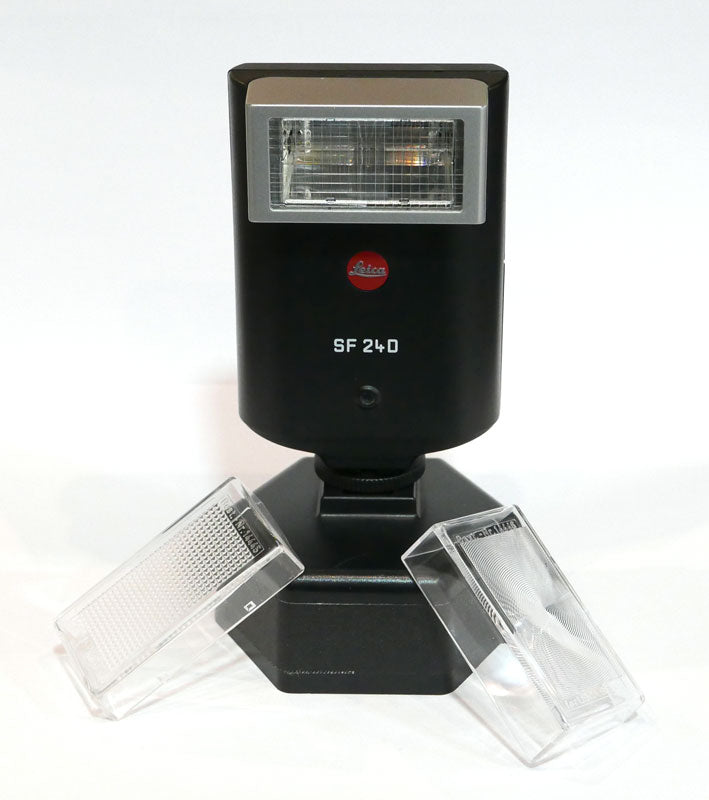 Flash Leica SF24D en boîte