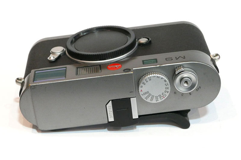Leica M9 gris - capteur changé - 7600 clics