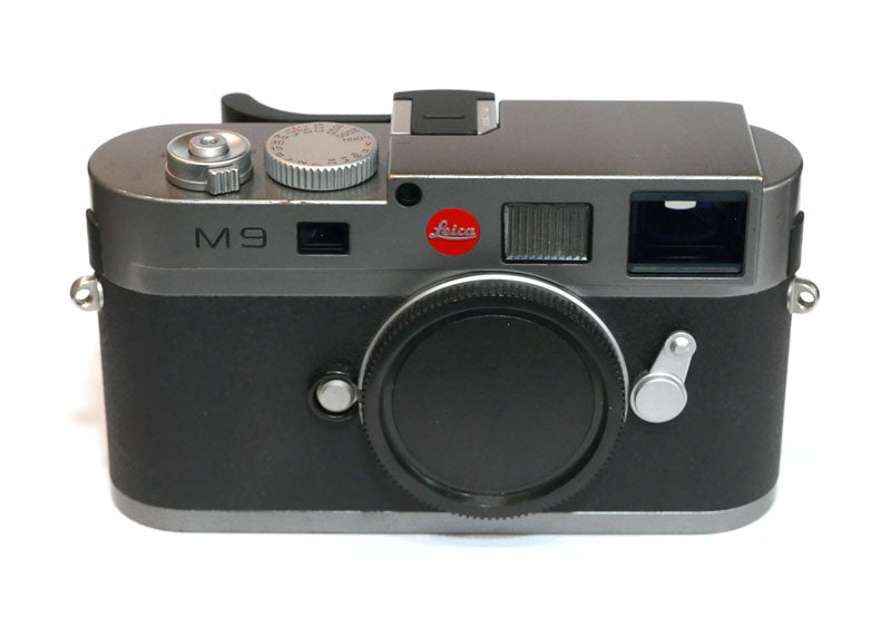 Leica M9 gris - capteur changé - 7600 clics