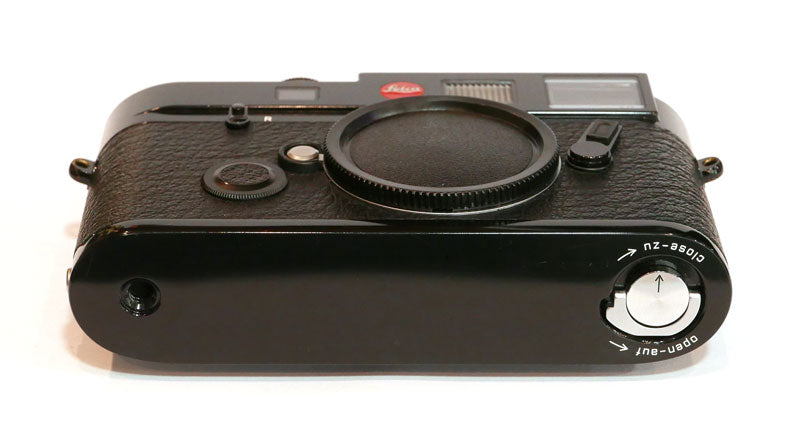 Leica M6 Millenium laqué noir 0,72 – Photo SUFFREN